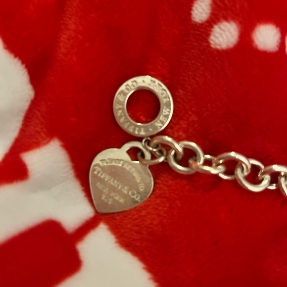 Tiffany heart tag toggle bracelet - Picture 4 of 6
